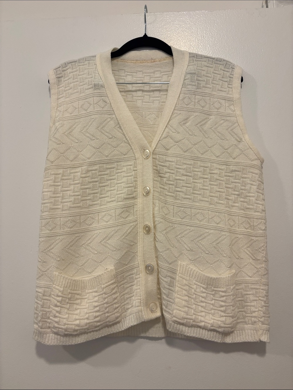 Cream V-Neck Buttoned Knit Sweater Vest